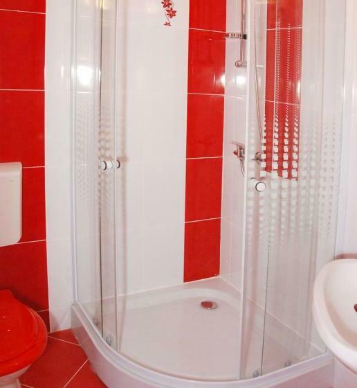 标准三人间, Vila Nicoleta