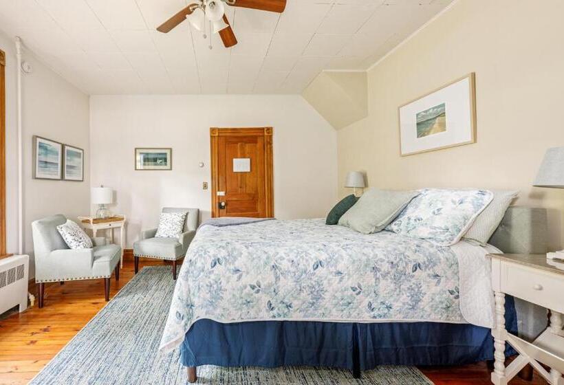 Номер Стандарт, The Cottonwood Inn B&b