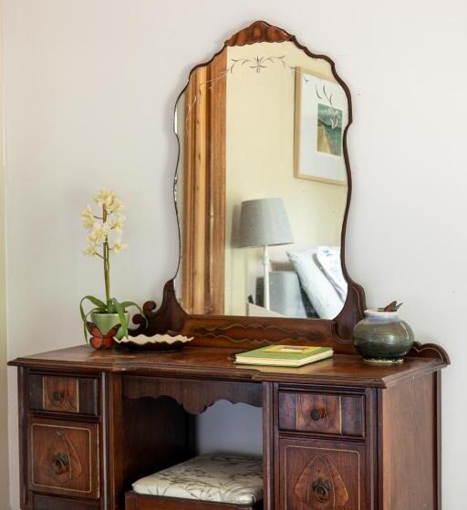 Номер Стандарт, The Cottonwood Inn B&b