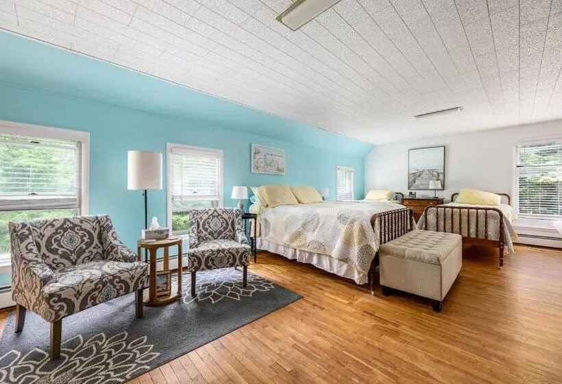ファミリールーム, The Cottonwood Inn B&b