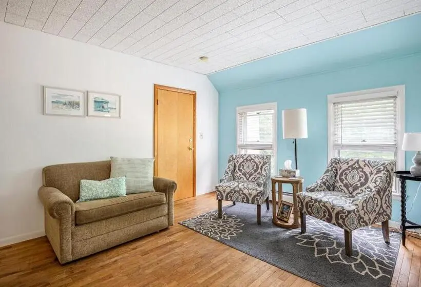 ファミリールーム, The Cottonwood Inn B&b