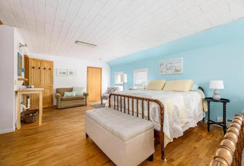 ファミリールーム, The Cottonwood Inn B&b
