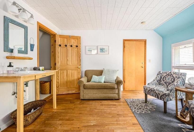 Семейный Номер, The Cottonwood Inn B&b