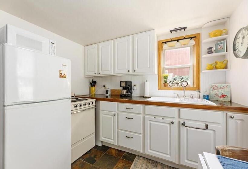 Family Suite, The Cottonwood Inn B&b