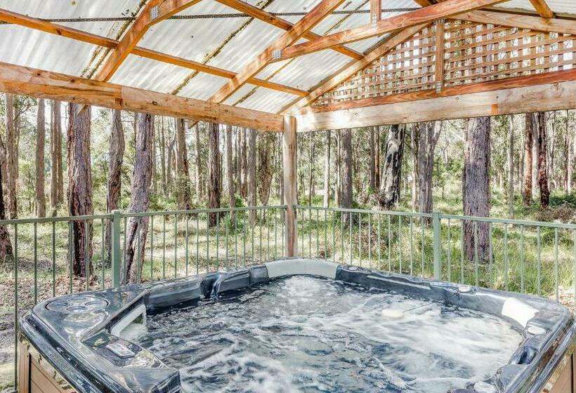 一居室别墅, The Grove Distillery & Brewery