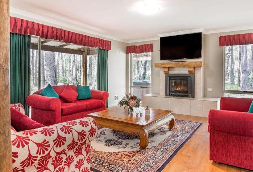 一居室别墅, The Grove Distillery & Brewery