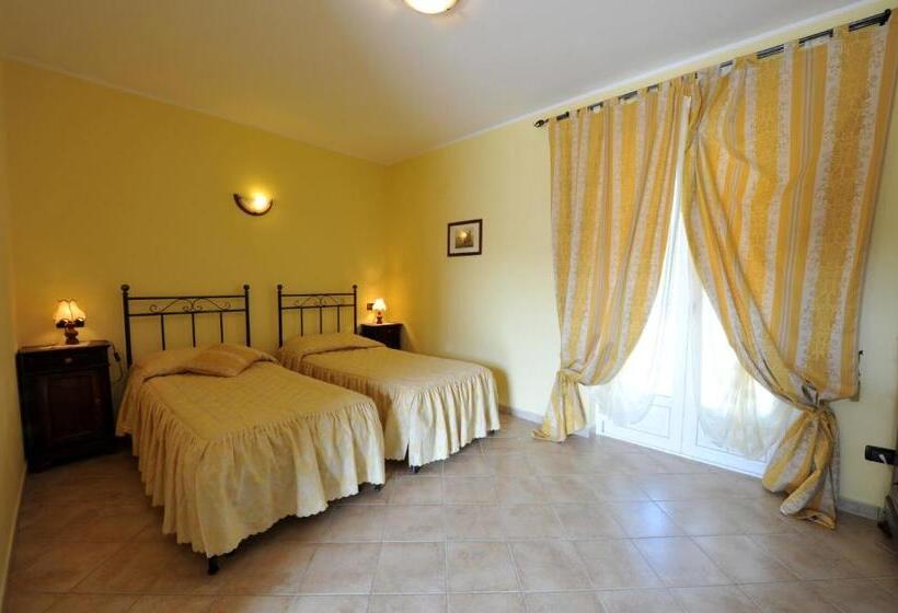 חדר סטנדרט, Agriturismo Cascina Varìe