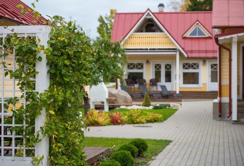 خانه 1 خوابه, Posti Hostel