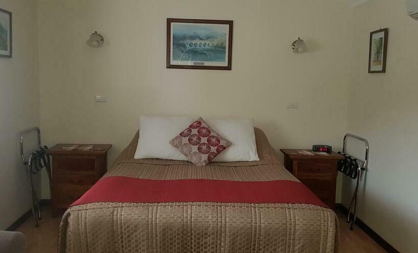 إستوديو قياسى, Richmond Barracks