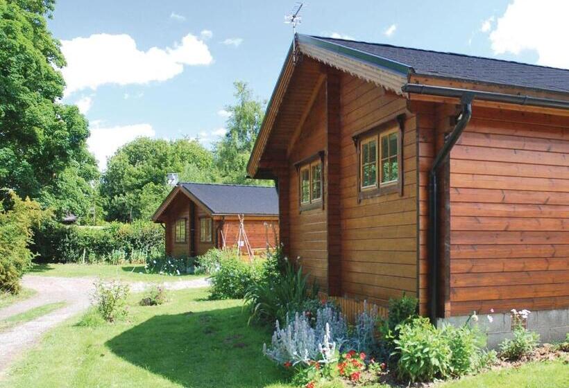 １ベッドルームハウス, Home Farm