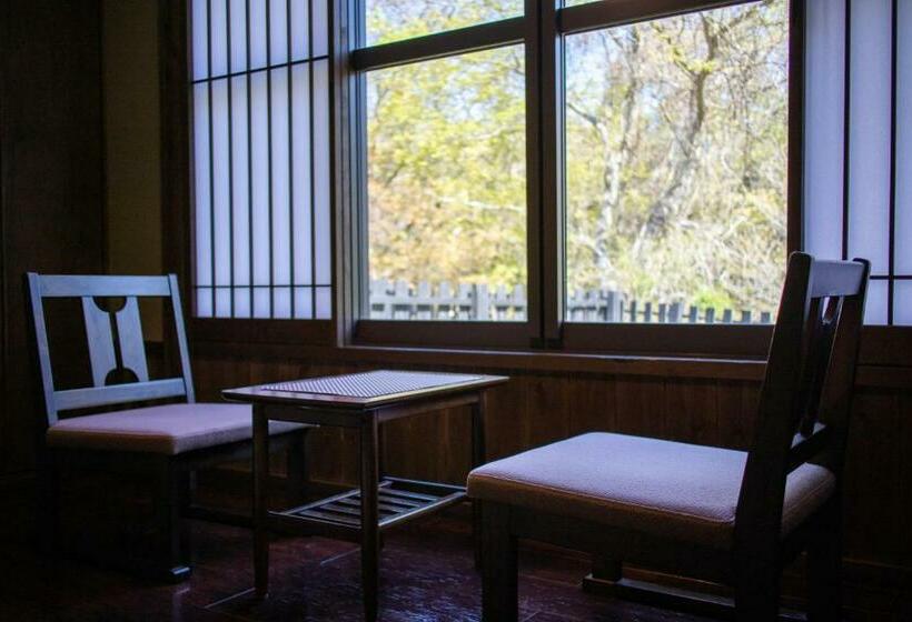 スタンダードルーム, Nanakamado