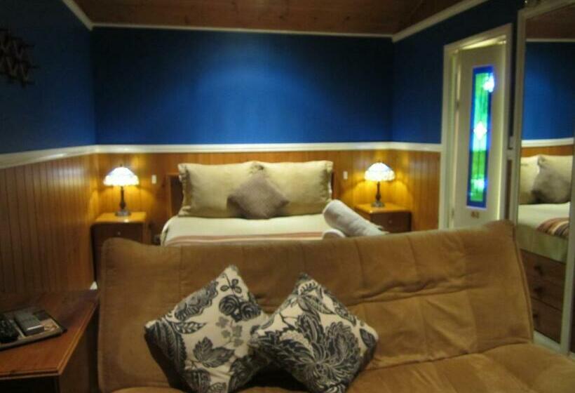 キャビン, Willowlake Cottages