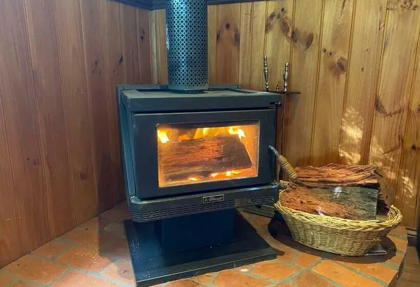 キャビン, Willowlake Cottages