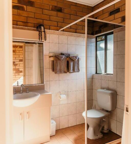 غرفة قياسية, Abacus Motel