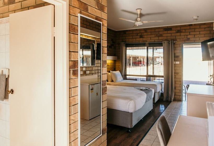 اتاق استاندارد, Abacus Motel