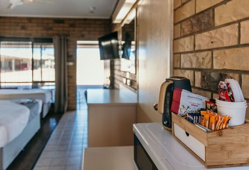 اتاق استاندارد, Abacus Motel