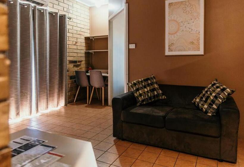 جناح غرفتين نوم, Abacus Motel