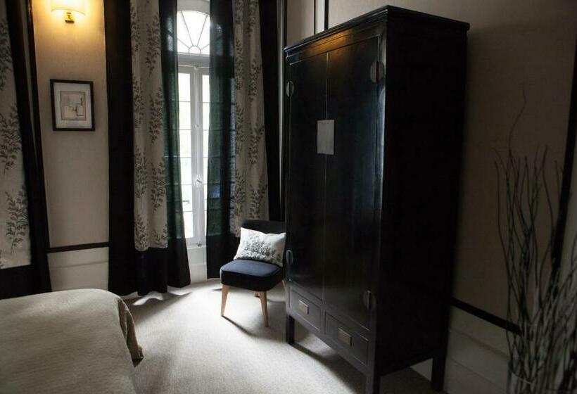 标准房带园景, Chambres D'hotes La Chartreuse Des Eyres