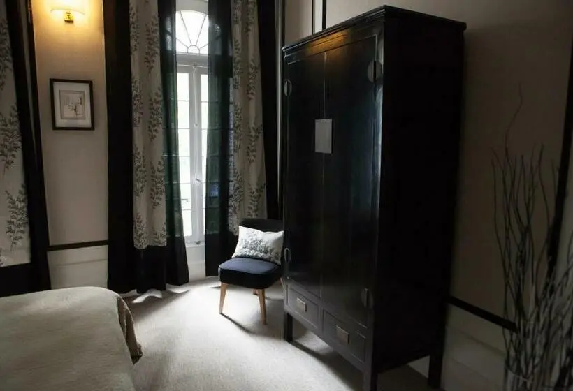 ガーデンビュースタンダードルーム, Chambres D'hotes La Chartreuse Des Eyres
