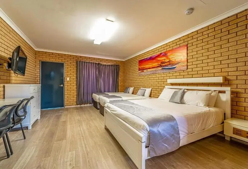 スタンダード４人部屋, Carnarvon Motel