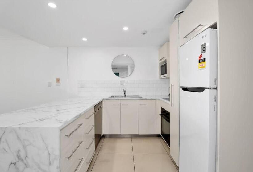 آپارتمان 2 خوابه با چشمانداز دریا, Eden By The Bay