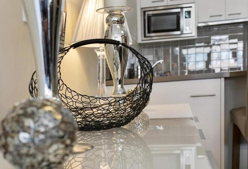 2 Bedroom Apartment Pool View, Eden By The Bay