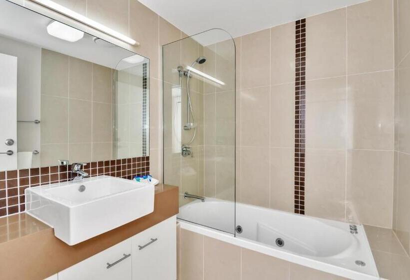 آپارتمان 2 خوابه با چشمانداز دریا, Eden By The Bay