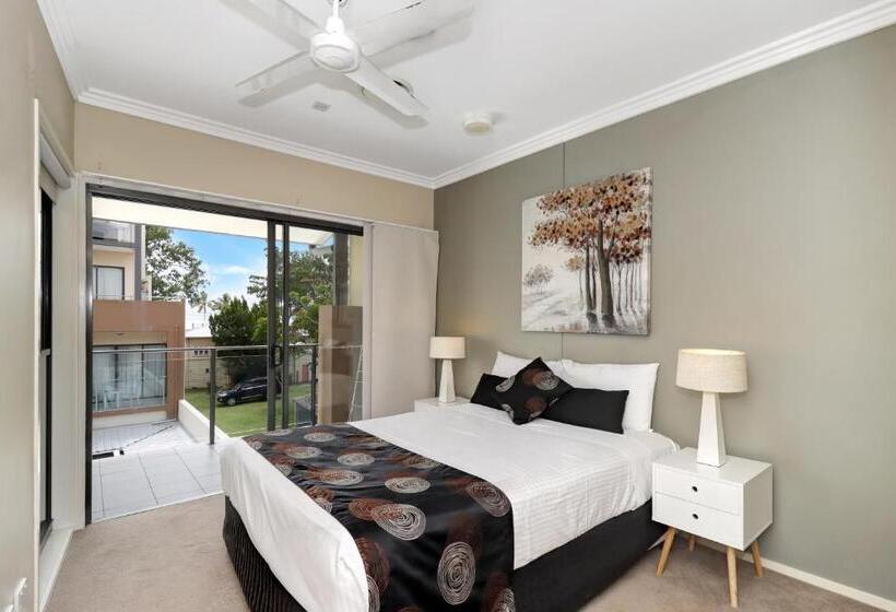 2 Bedroom Apartment Pool View, Eden By The Bay