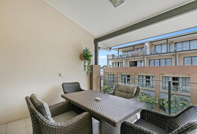 2 Bedroom Apartment Pool View, Eden By The Bay