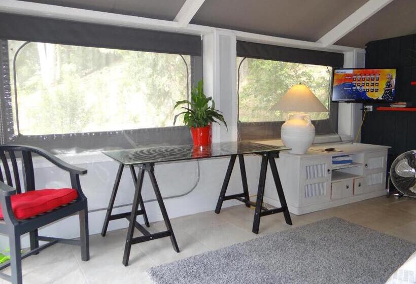 Номер Стандарт, Eumundi Yacht Club B&b