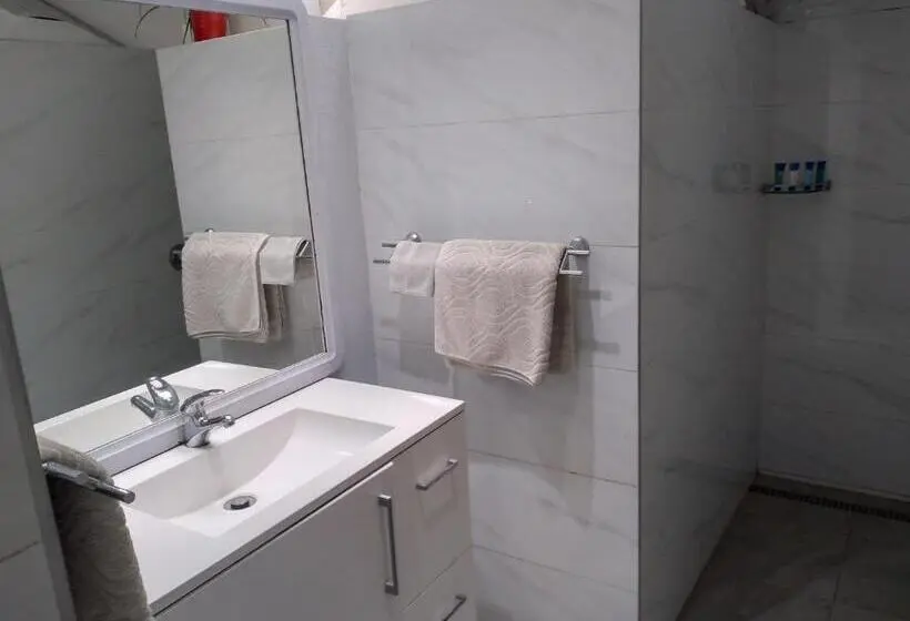 デラックスルーム, Eumundi Yacht Club B&b