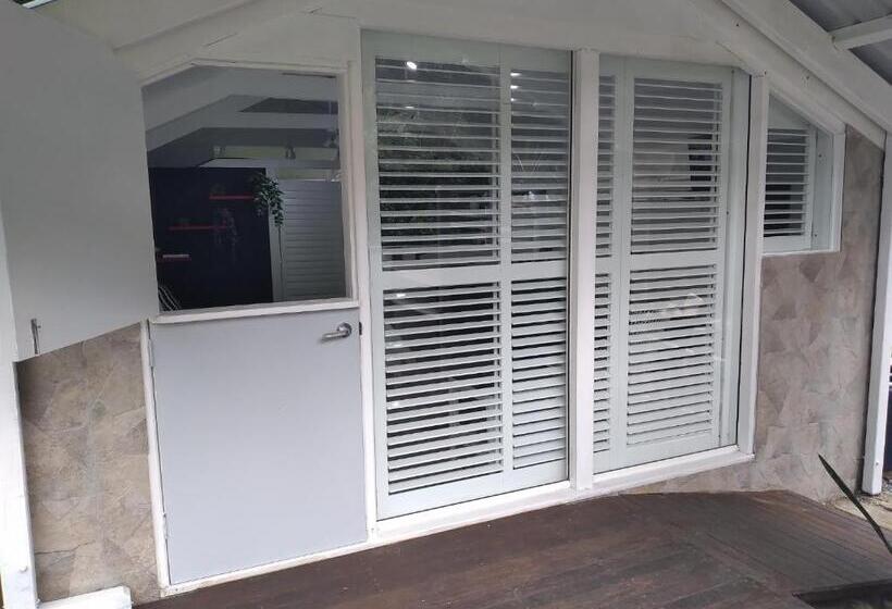 Номер Deluxe, Eumundi Yacht Club B&b