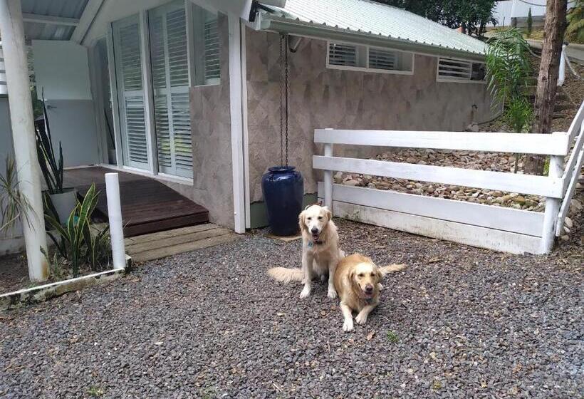 Номер Deluxe, Eumundi Yacht Club B&b