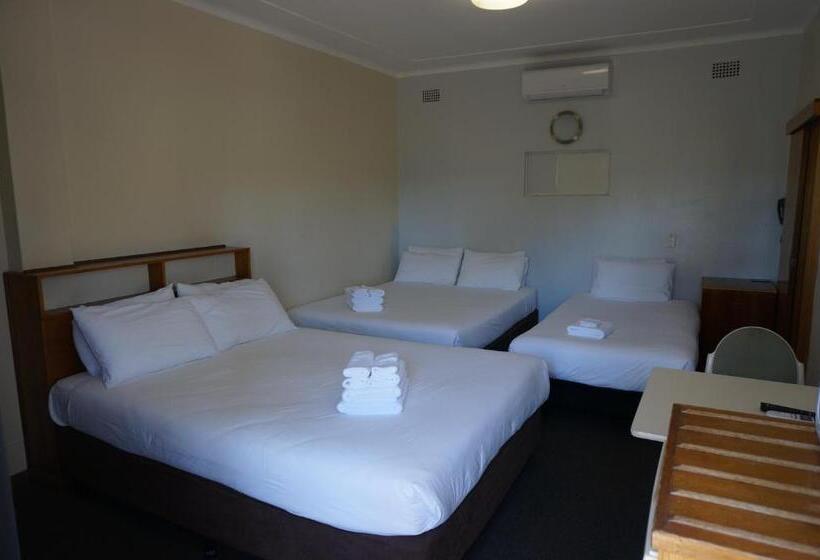 家庭间, Gosford Inn Motel