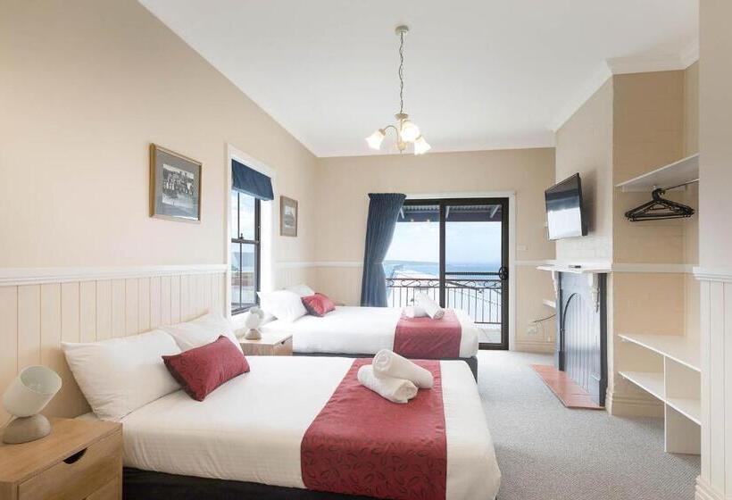 דירת שלושה חדרים, Heritage House Motel & Units