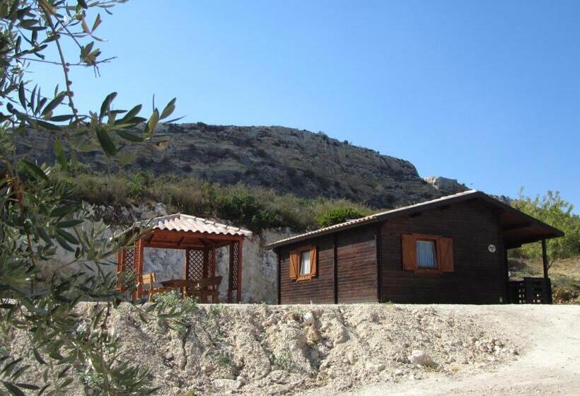 בונגלו סטנדרט 2 חדרי שינה, Agriturismo Timpa Del Sole