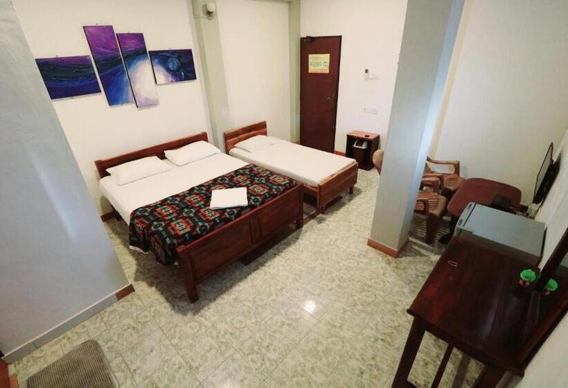 标准间, Ctc Receptions