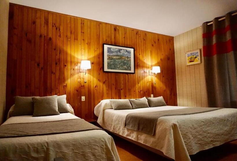 חדר סטנדרט לשלושה, Hôtel Du Verdon