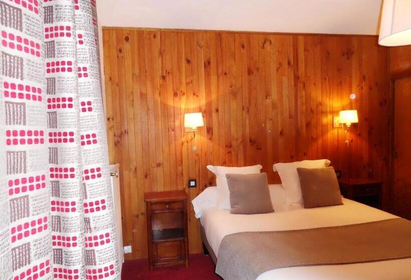 חדר סטנדרט נוף לבריכה, Hôtel Du Verdon