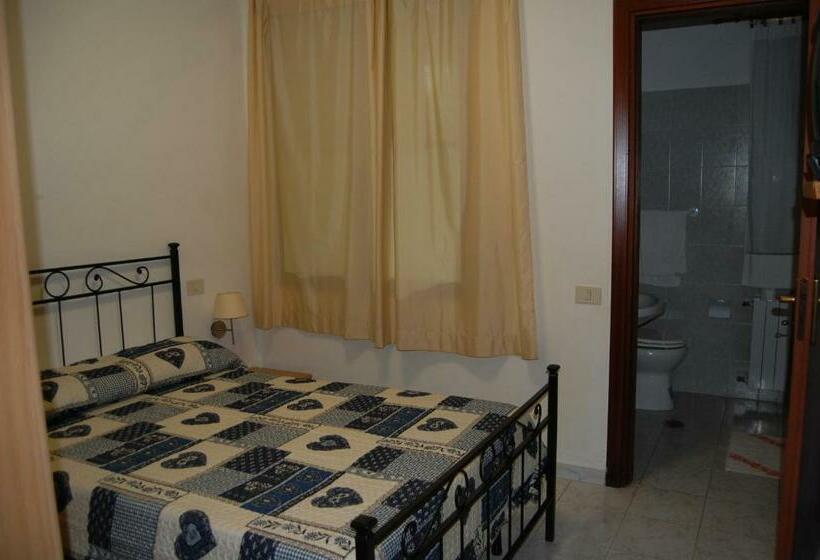 غرفة قياسية, La Mimosa