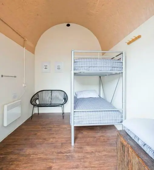 اتاق استاندارد با تخت‌های تاشو, The Old Mount Gambier Gaol