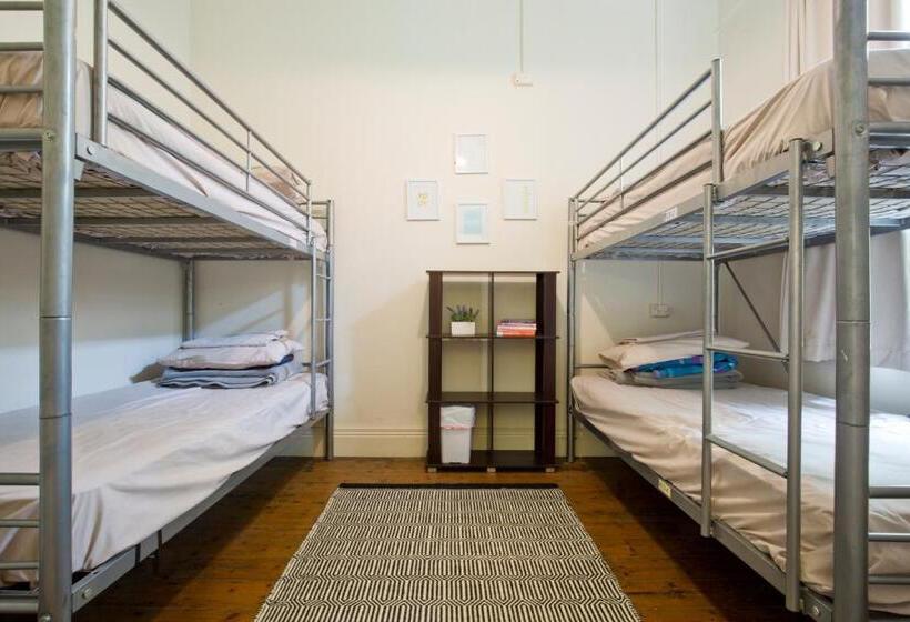 패밀리 룸, The Old Mount Gambier Gaol