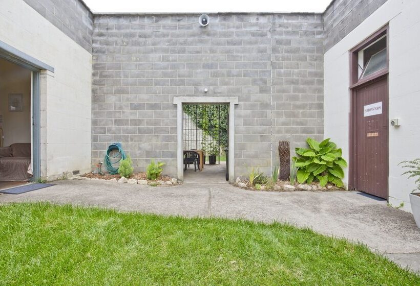جناح عائلي غرفتين نوم, The Old Mount Gambier Gaol