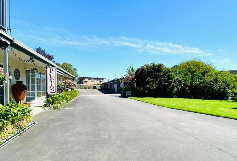 エコノミールーム, Mid Valley Motel