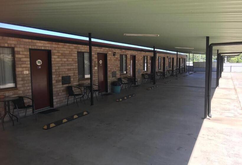 Номер Superior, Miles Outback Motel