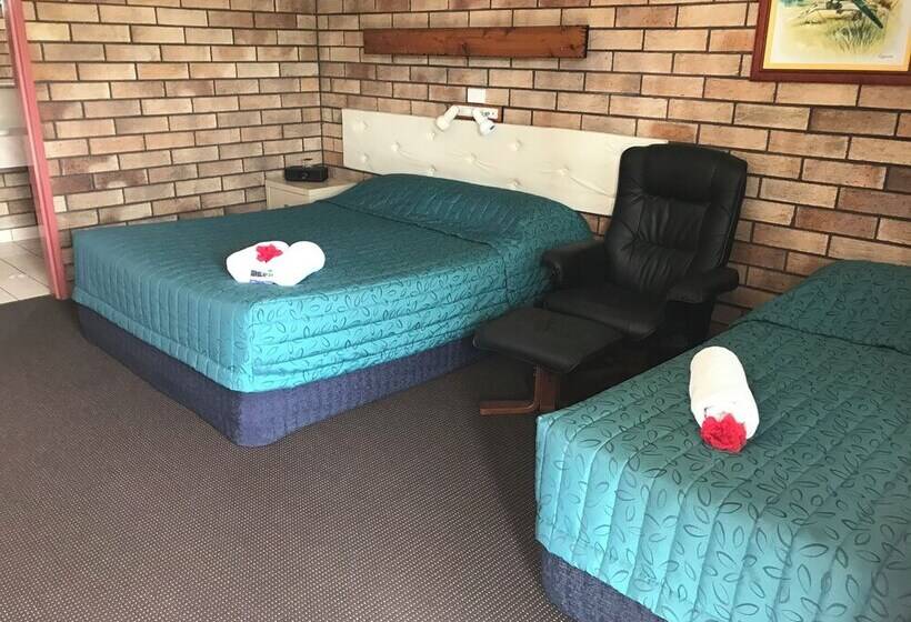 Номер Стандарт, Miles Outback Motel