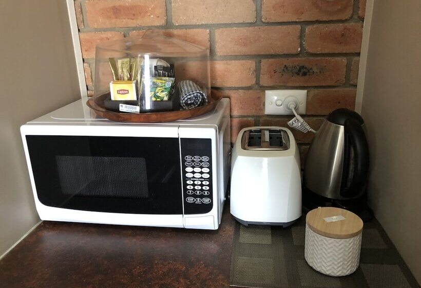 디럭스 룸, Jolly Swagman Motor Inn Euroa