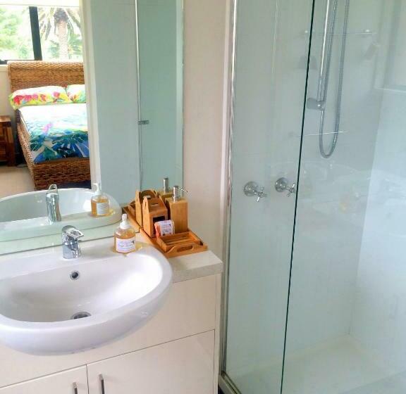 منزل غرفة نوم واحدة, Award Winning Beach Front Retreat