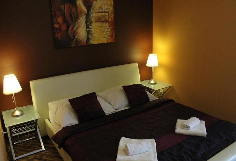 شقة غرفة نوم واحدة مزودة بشُرفة, Penzión Hellene