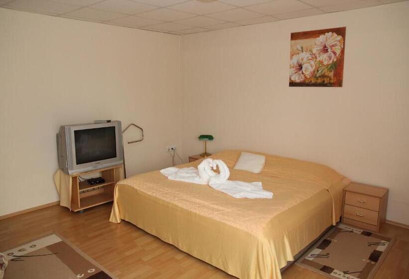 Номер Deluxe с Балконом, Penzion Romantik